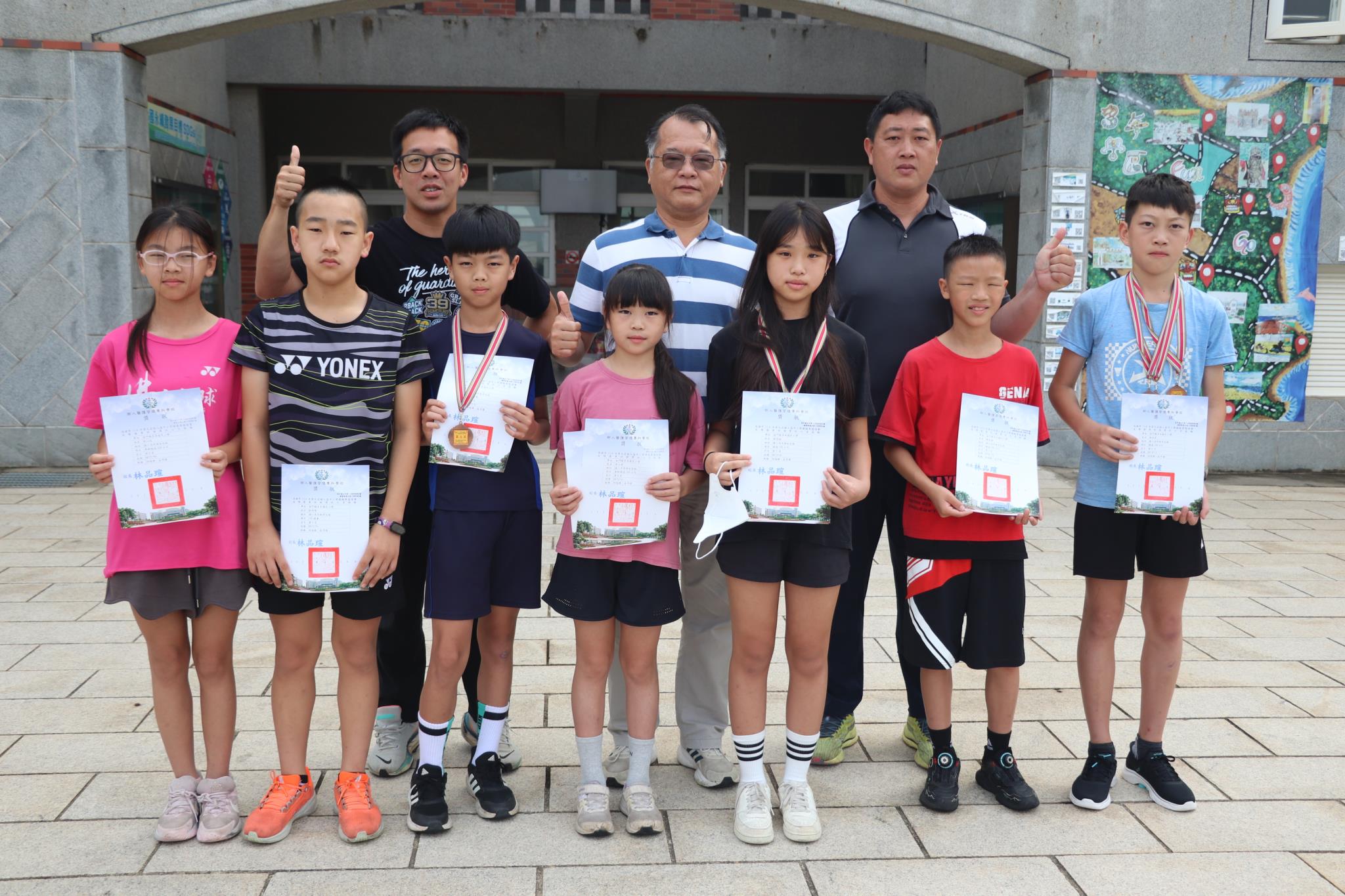 榮獲<br><br>黃炤茗：高男競速100公尺第三名/競速200公尺第三名/競速400公尺第三名<br>陳是睿：高男組競速200公尺第五名/競速400公尺第四名/單腳100第四名<br>蔡紫榆：高女競速100公尺第三名/競速200公尺第六名/競速400公尺第六名<br>黃苡緁：中女組競速100公尺第四名/競速400公尺第四名<br>呂芳丞：高男IUF障礙賽第三名<br>劉坤賢：高男IUF障礙賽第五名<br>劉沁玫：高女單腳100公尺第六名<br>